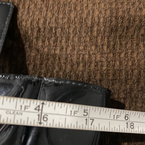 COACH Black patent, leather large purse, . Embossed,l coach purse is 17 “ 10 b - Picture 11 of 12